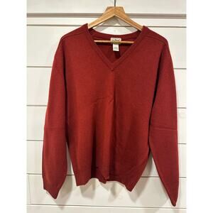 Vintage L.L. Bean Mens Sweater 100% Lambs Wool Red Pullover Size Large